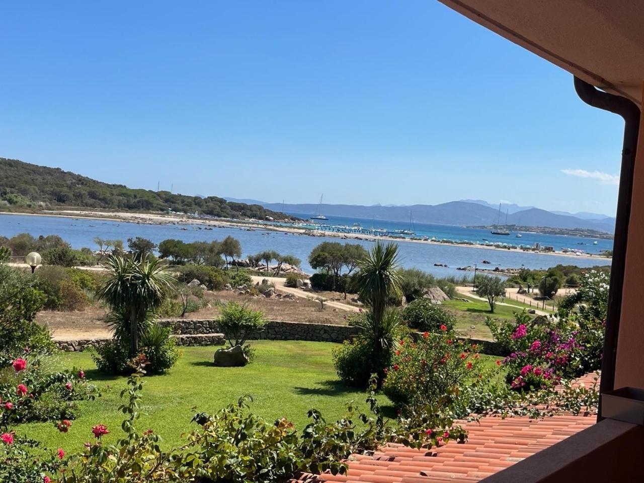 Residence Porto Coda Cavallo San Teodoro  Exteriér fotografie